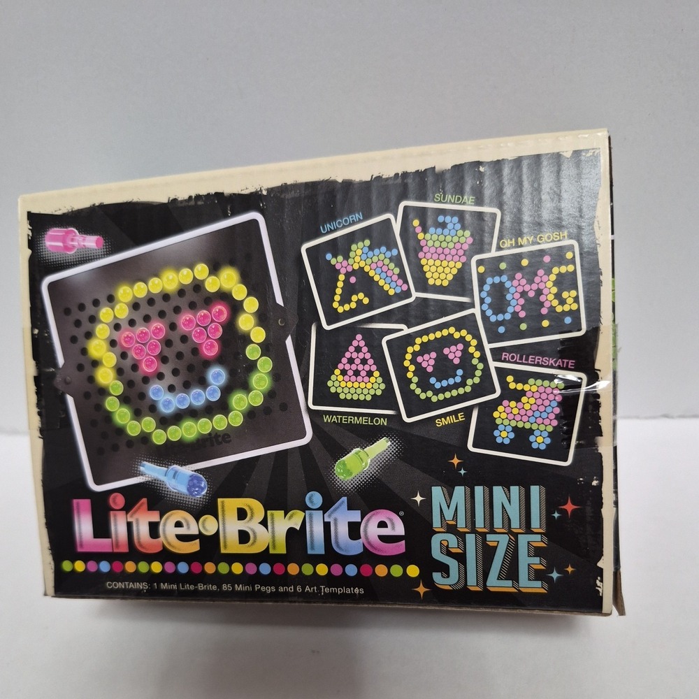 Lite Brite Mini Size Magic Screen Retro Toy Hasbro Basic Fun 92 Pieces NEW - Picture 3 of 9